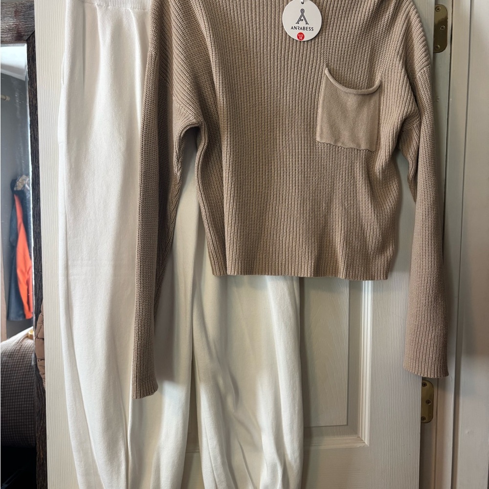 Women's Tan Sweater